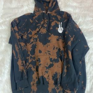 BLEACH TIE DYE SKELETON HOODIE